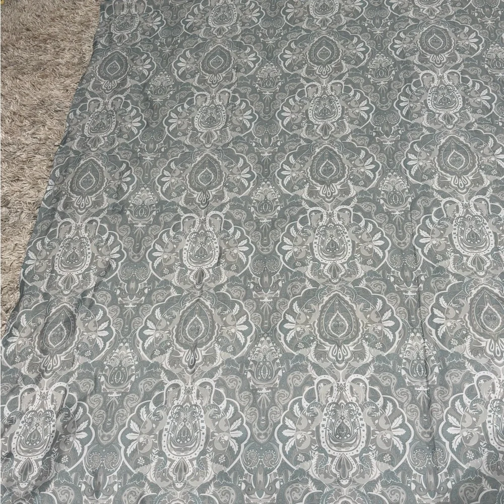 Mainstay Shower Curtain Elegant Paisley in Gray Light Teal & White 71” 68” Silky